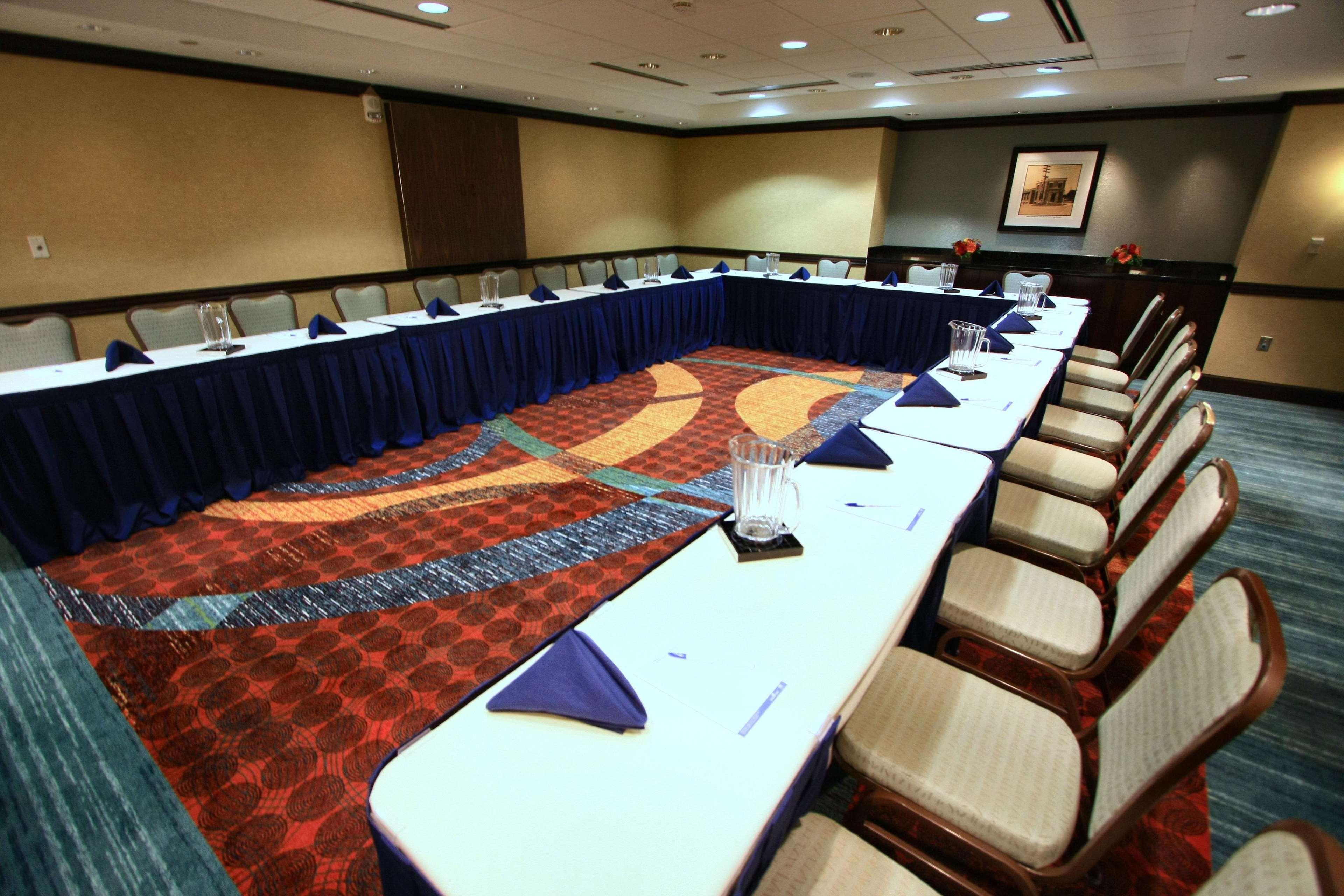 Hilton Garden Inn Bethesda Downtown Εξωτερικό φωτογραφία