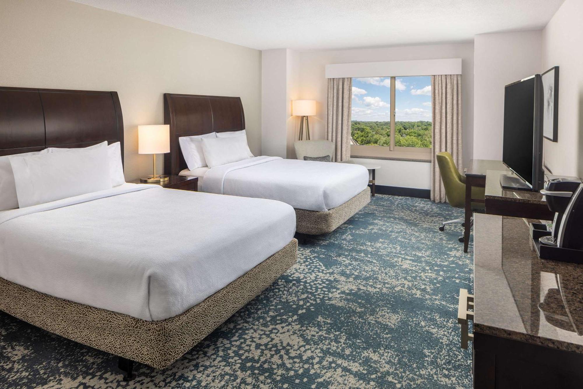 Hilton Garden Inn Bethesda Downtown Εξωτερικό φωτογραφία